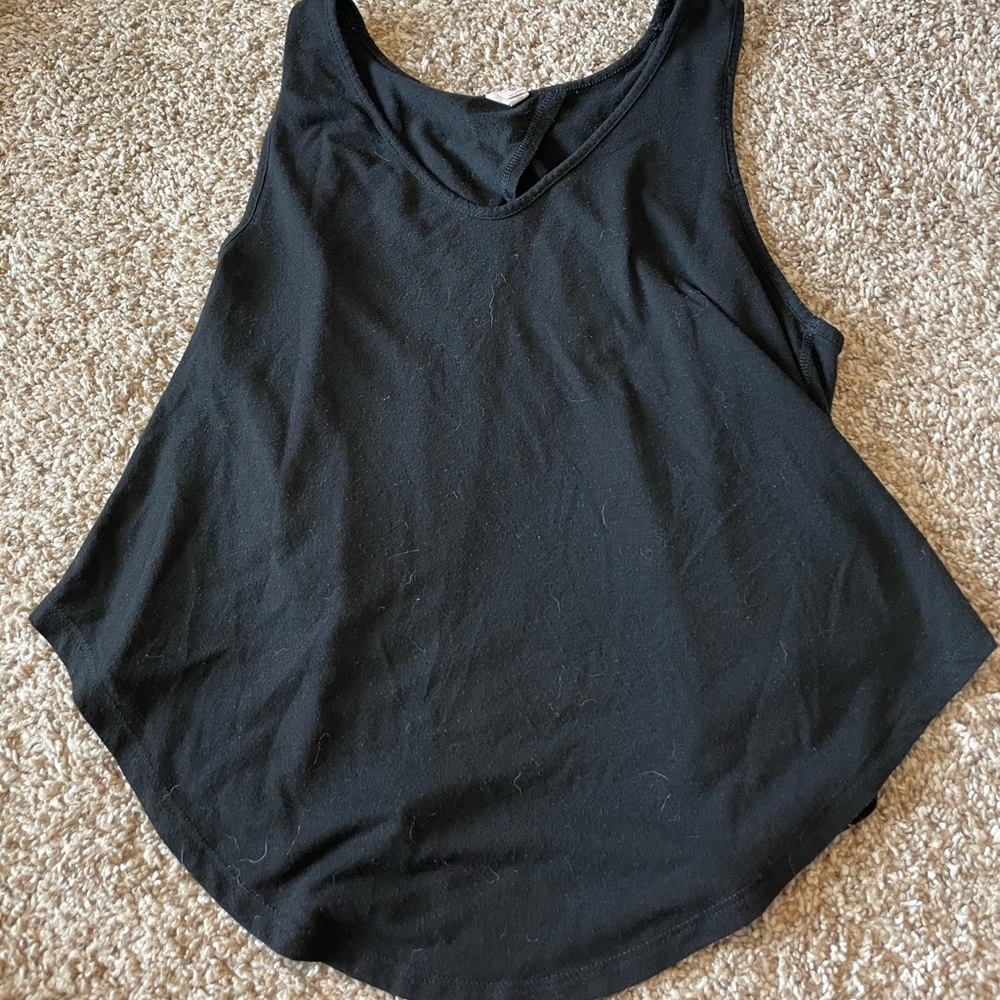 Black gym tank